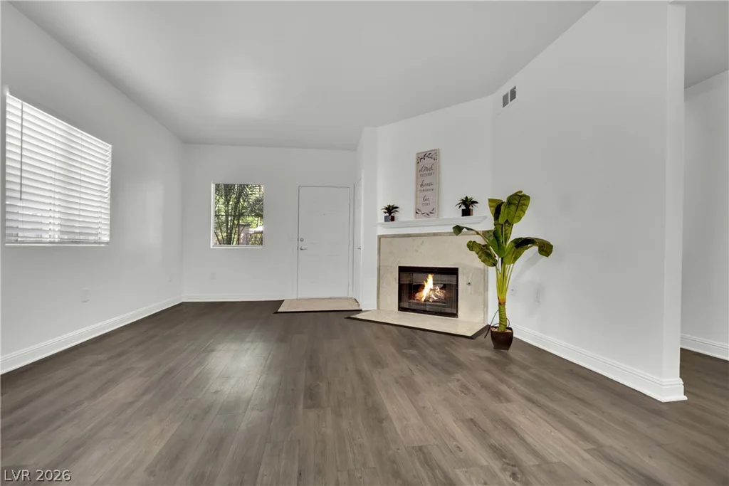 5250 Rainbow, Las Vegas, NV 89118