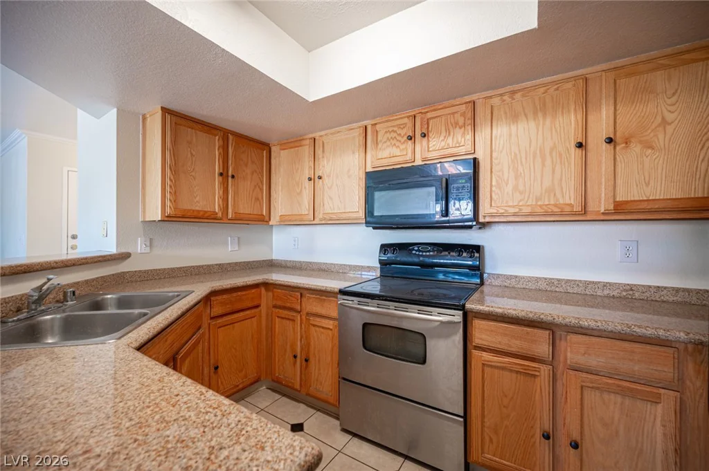 8600 Charleston, Las Vegas, NV 89117