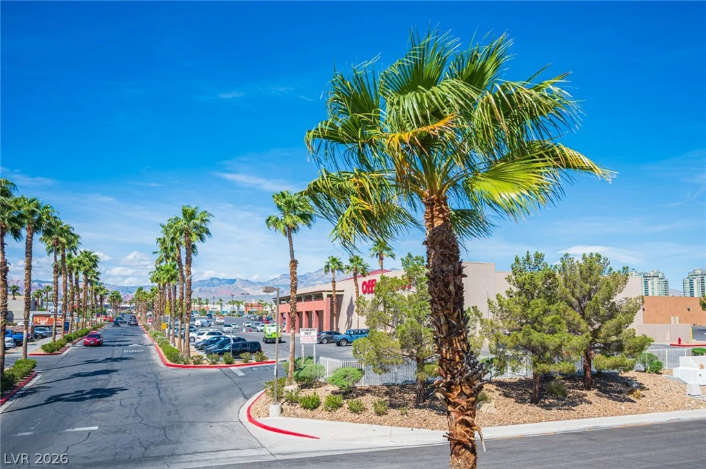 8600 Charleston, Las Vegas, NV 89117