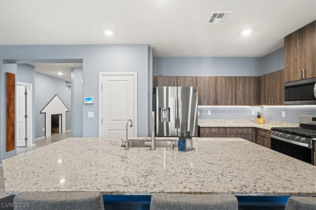 3835 Berenices, North Las Vegas, NV 89084