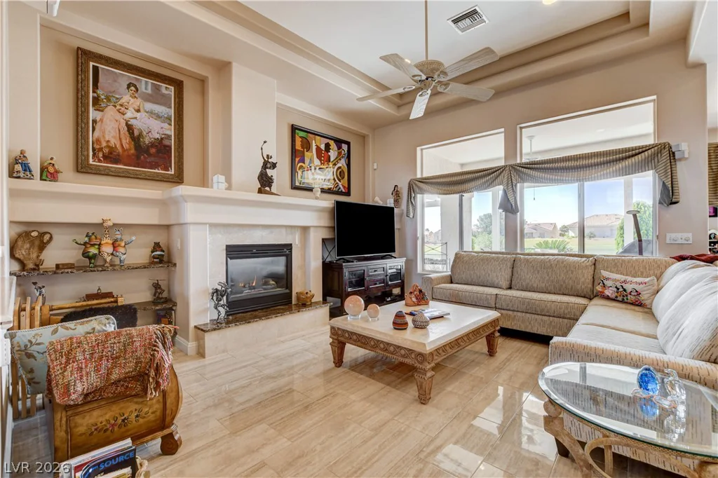 10021 Villa Ridge, Las Vegas, NV 89134