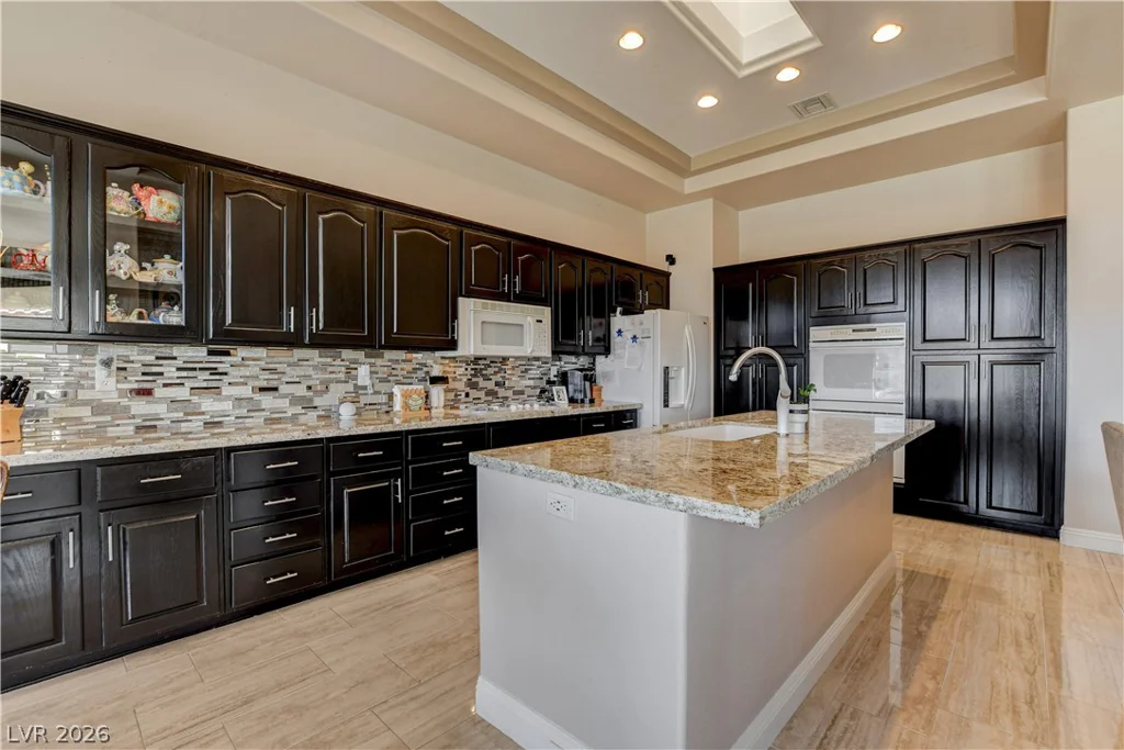 10021 Villa Ridge, Las Vegas, NV 89134