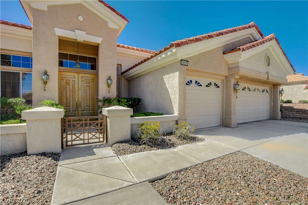 10021 Villa Ridge, Las Vegas, NV 89134
