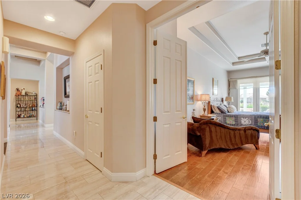 10021 Villa Ridge, Las Vegas, NV 89134