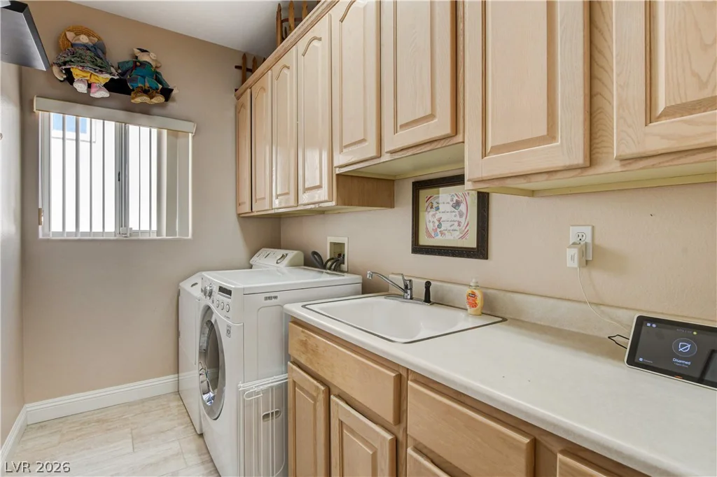 10021 Villa Ridge, Las Vegas, NV 89134