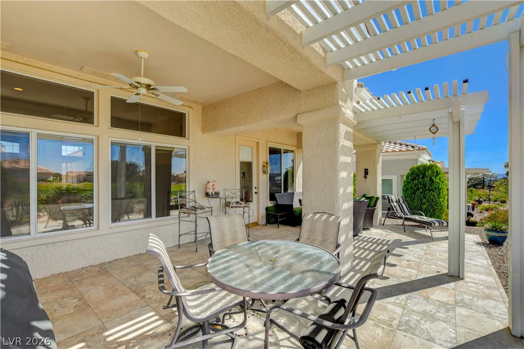 10021 Villa Ridge, Las Vegas, NV 89134