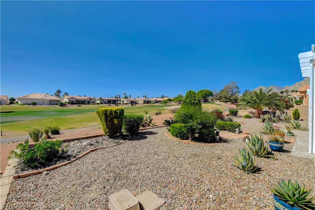 10021 Villa Ridge, Las Vegas, NV 89134