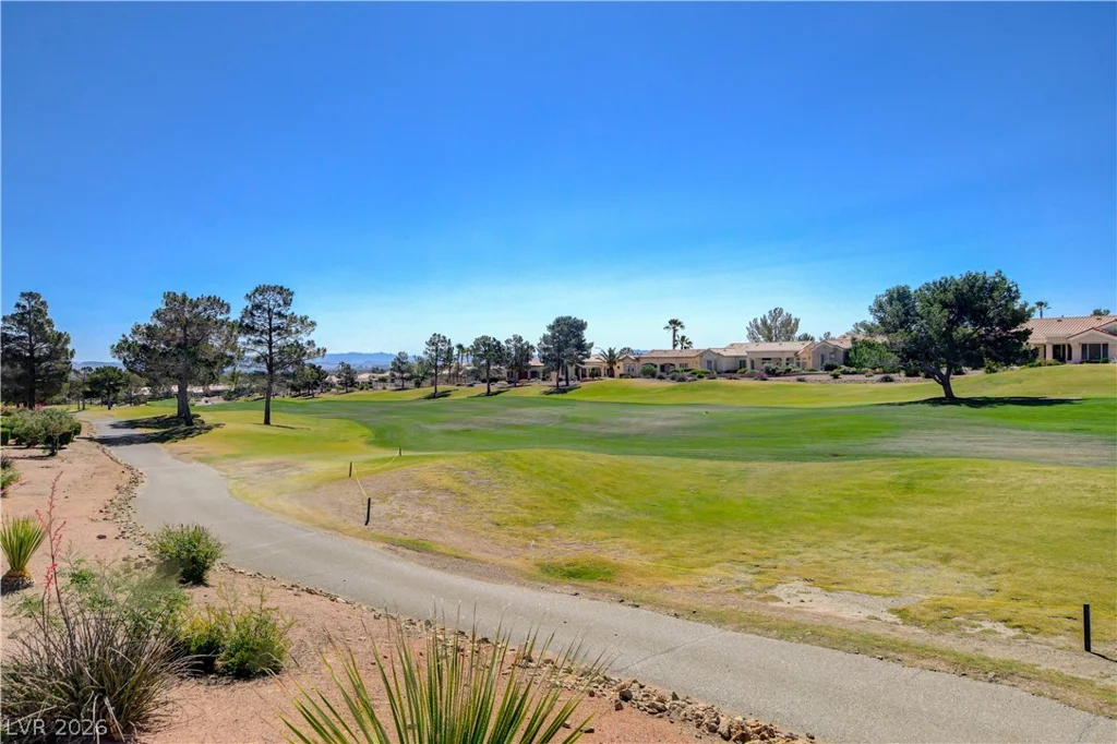 10021 Villa Ridge, Las Vegas, NV 89134