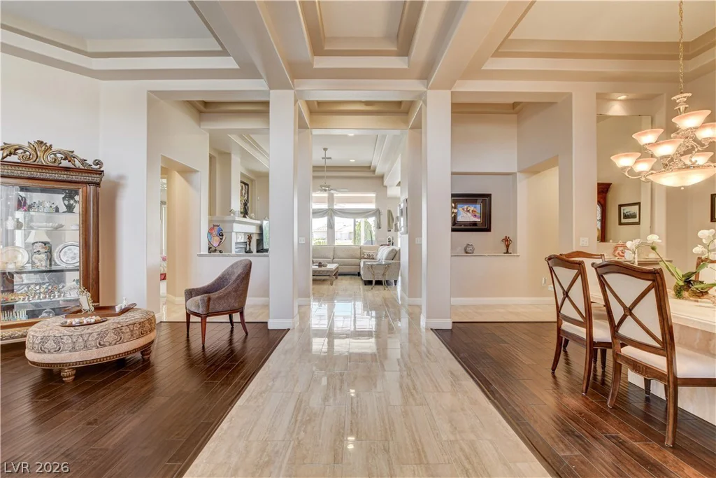 10021 Villa Ridge, Las Vegas, NV 89134