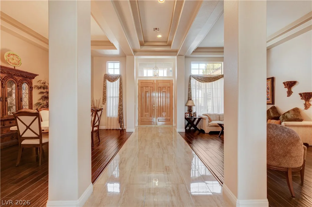 10021 Villa Ridge, Las Vegas, NV 89134