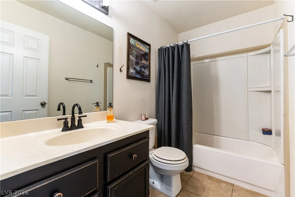 5419 Centurion, Las Vegas, NV 89122