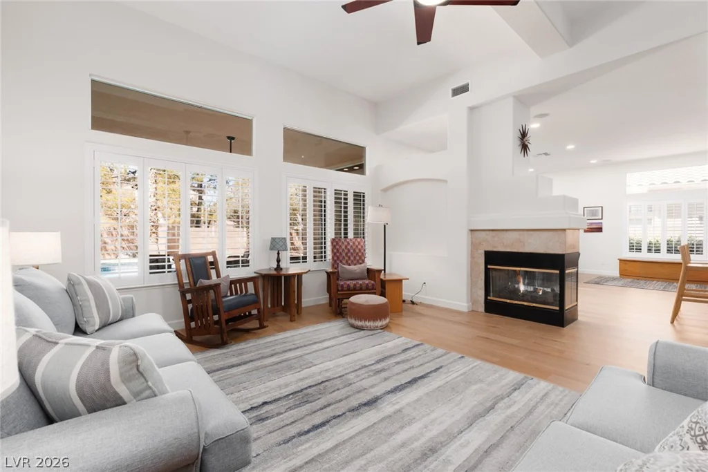 5692 Silent Sky, Las Vegas, NV 89141