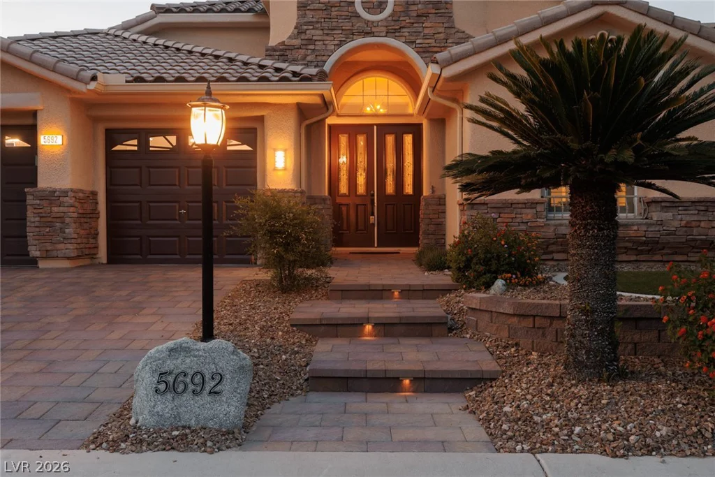 5692 Silent Sky, Las Vegas, NV 89141