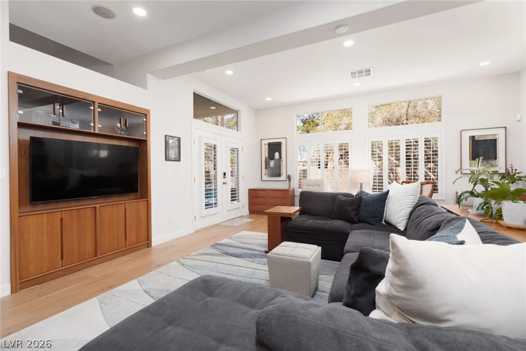 5692 Silent Sky, Las Vegas, NV 89141