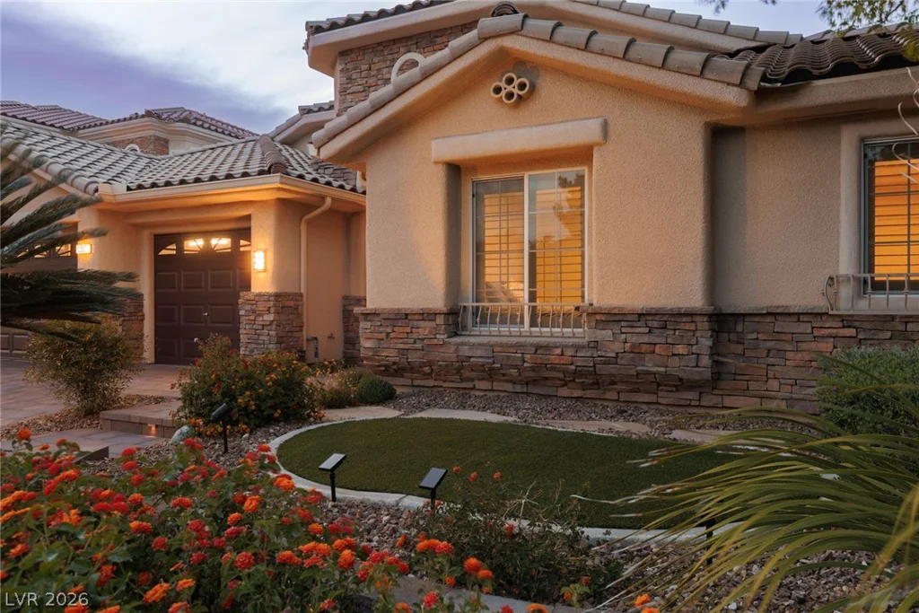 5692 Silent Sky, Las Vegas, NV 89141