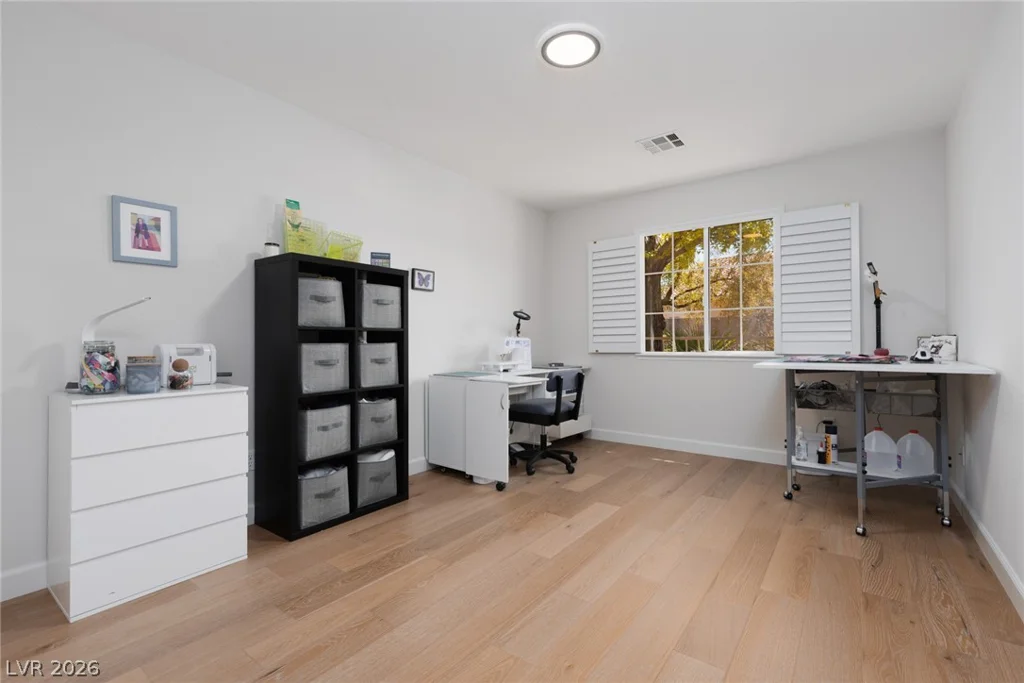 5692 Silent Sky, Las Vegas, NV 89141