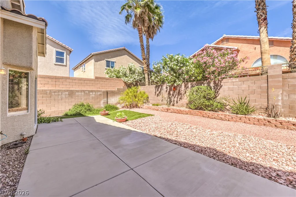 9890 Cherokee, Las Vegas, NV 89147