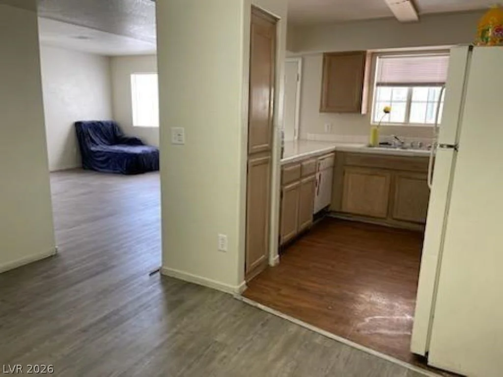 2725 Nellis, Las Vegas, NV 89121