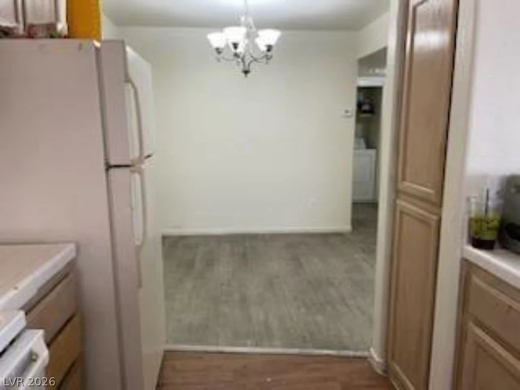 2725 Nellis, Las Vegas, NV 89121
