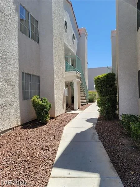 2725 Nellis, Las Vegas, NV 89121