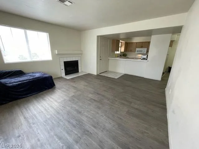 2725 Nellis, Las Vegas, NV 89121