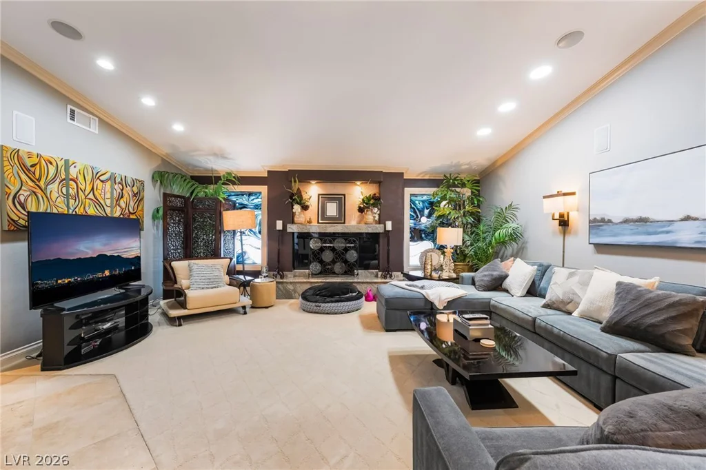 6540 Laredo, Las Vegas, NV 89146