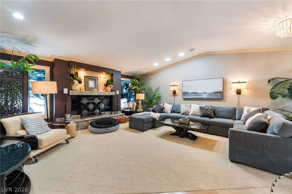 6540 Laredo, Las Vegas, NV 89146