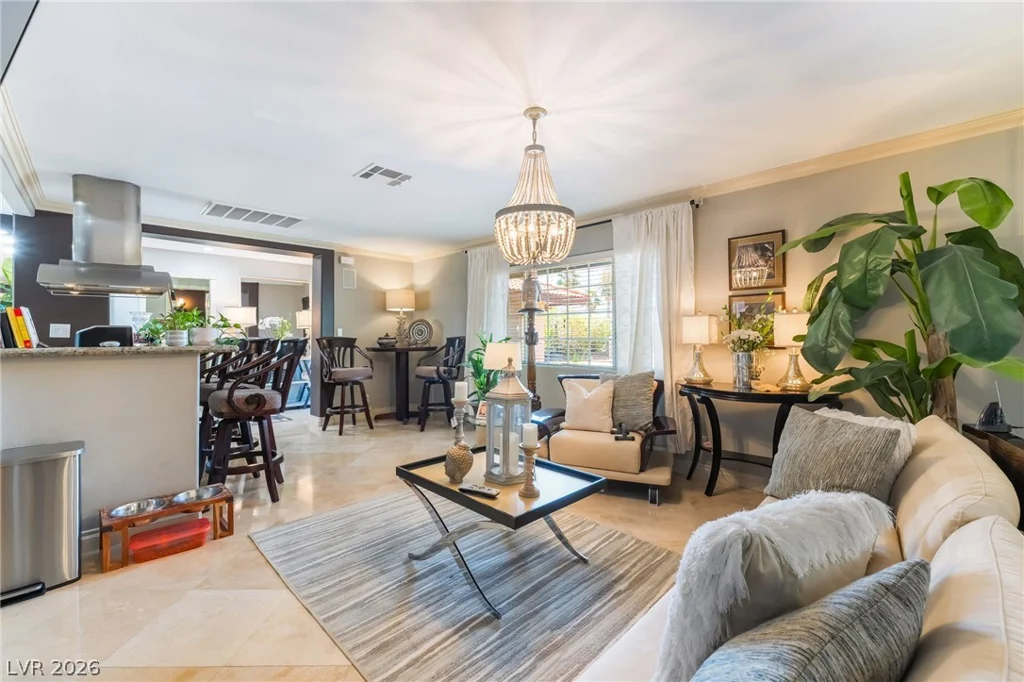 6540 Laredo, Las Vegas, NV 89146