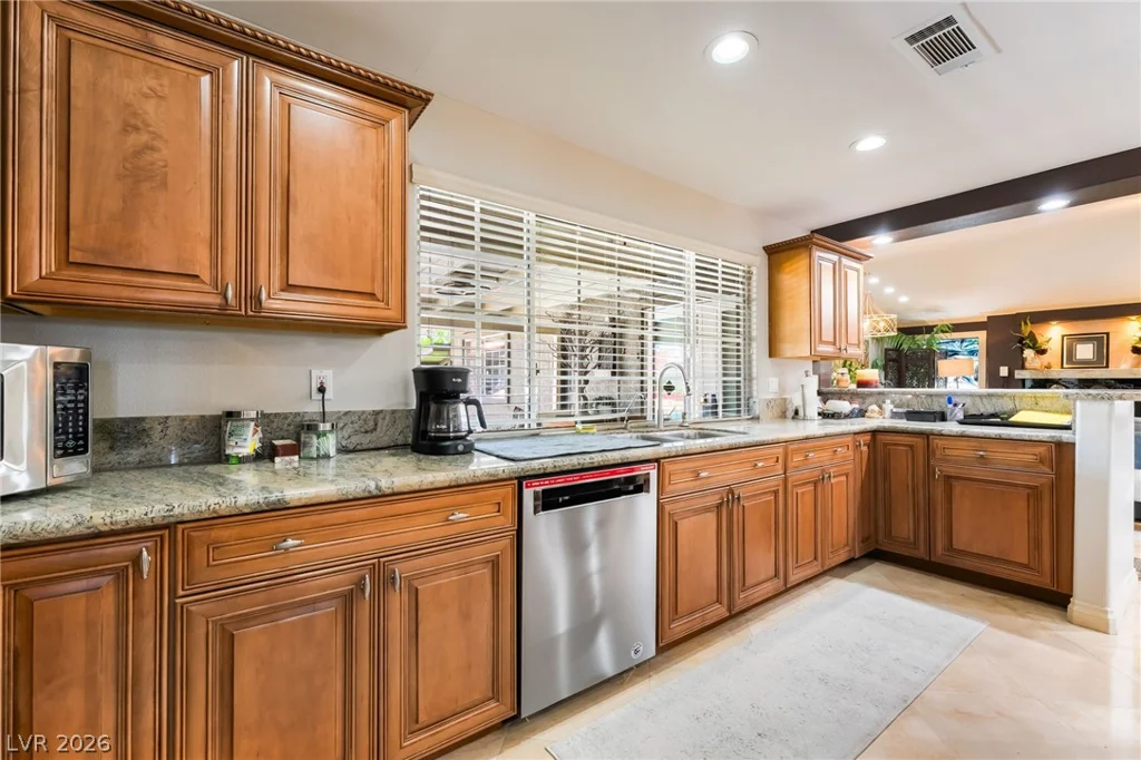 6540 Laredo, Las Vegas, NV 89146