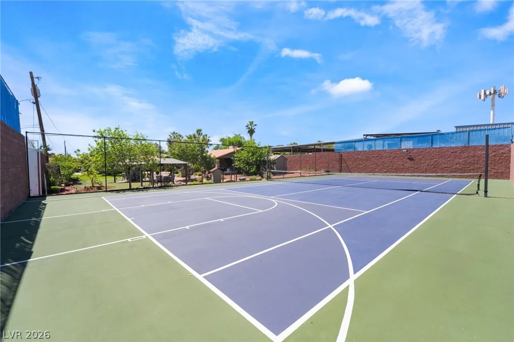 6540 Laredo, Las Vegas, NV 89146