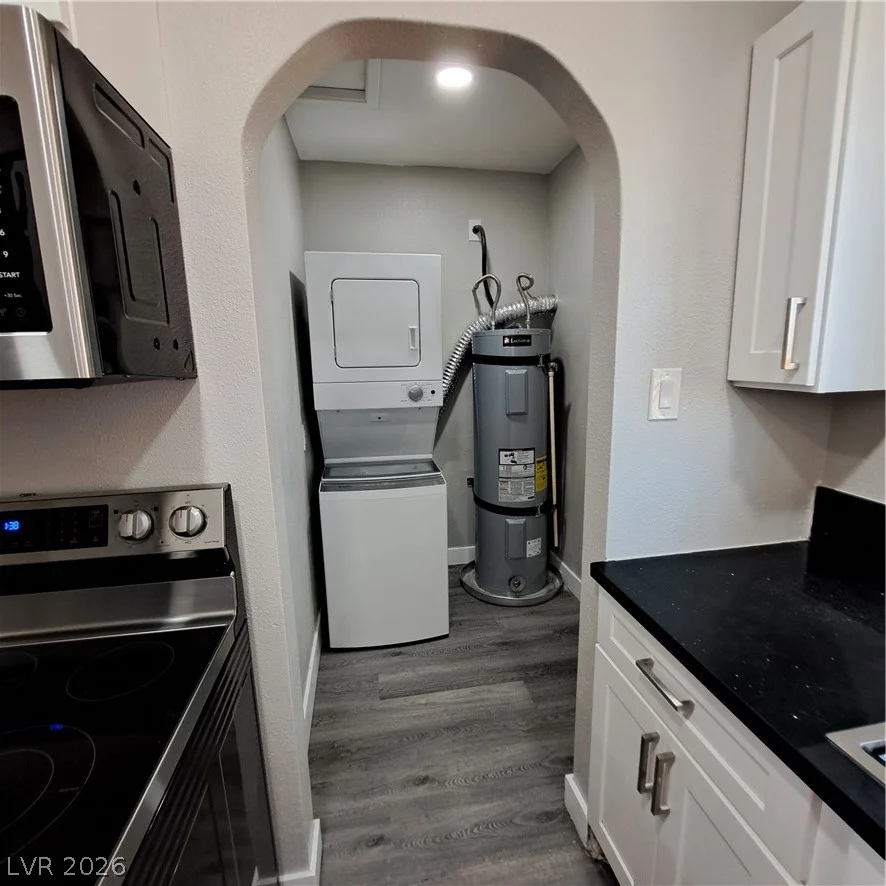 320 10th, Las Vegas, NV 89101