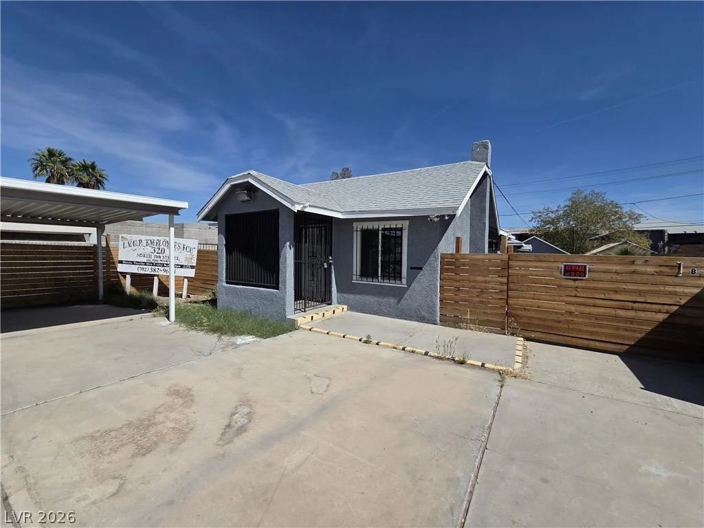 320 10th, Las Vegas, NV 89101