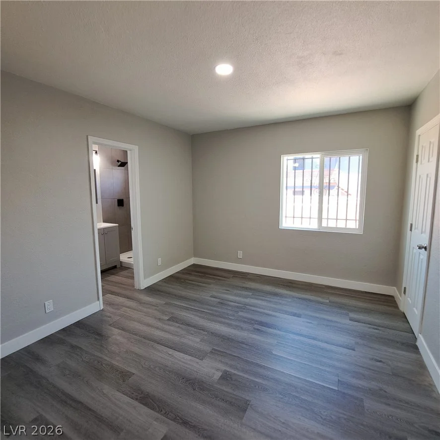 320 10th, Las Vegas, NV 89101