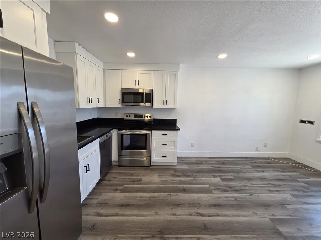 320 10th, Las Vegas, NV 89101