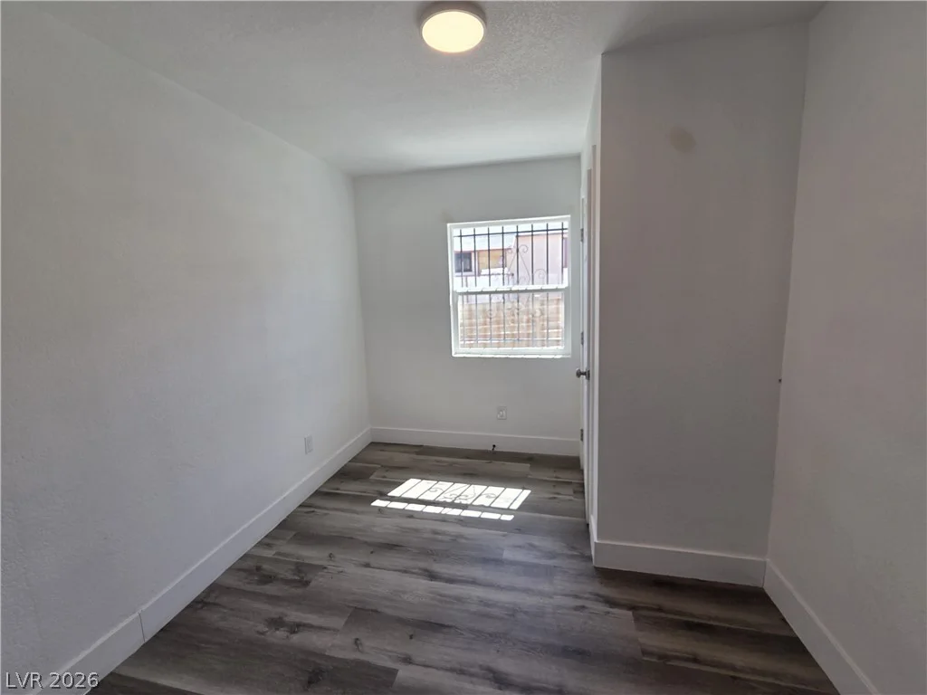 320 10th, Las Vegas, NV 89101