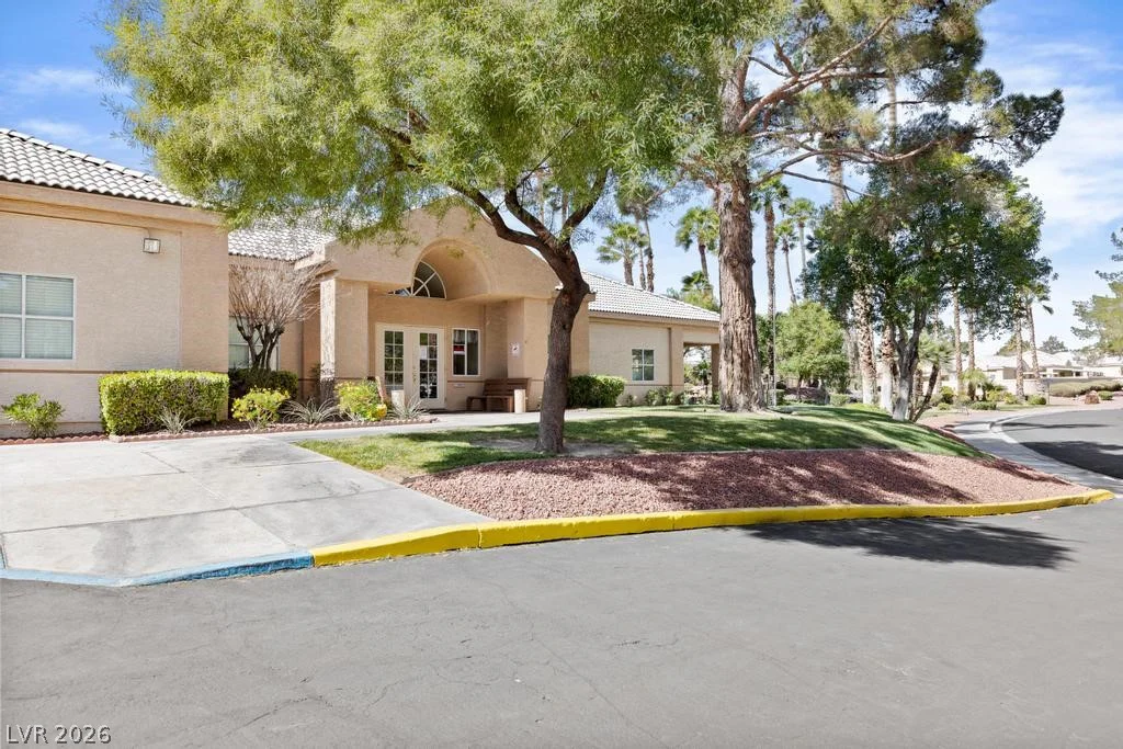 472 Fallwood, Las Vegas, NV 89107