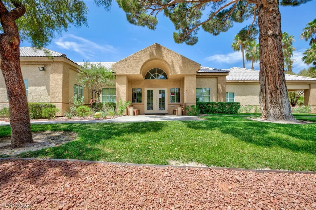 472 Fallwood, Las Vegas, NV 89107