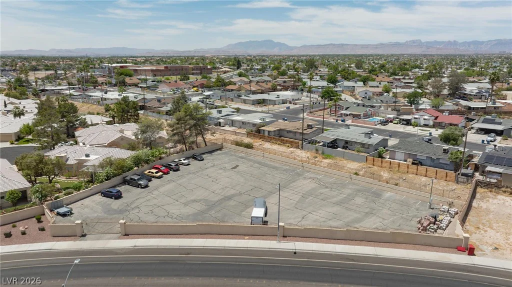 472 Fallwood, Las Vegas, NV 89107