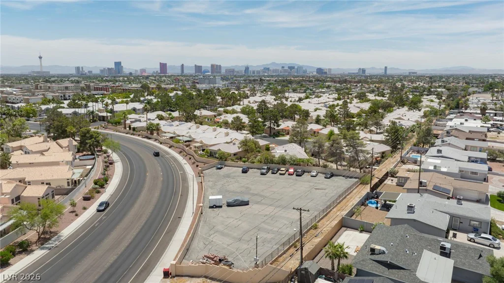 472 Fallwood, Las Vegas, NV 89107