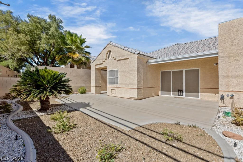 472 Fallwood, Las Vegas, NV 89107