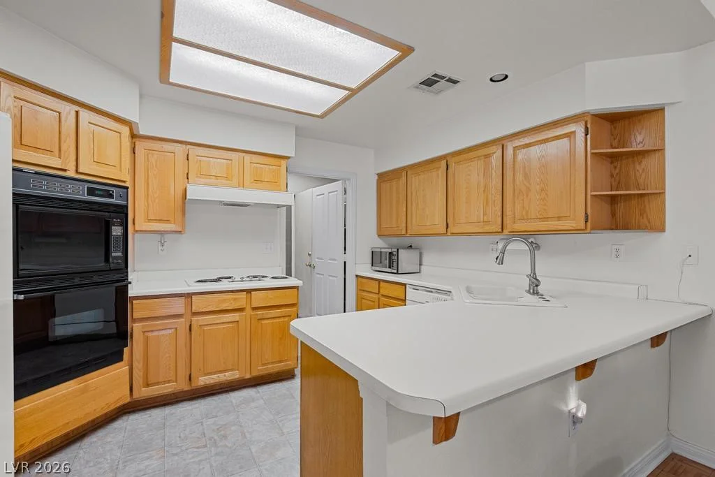 472 Fallwood, Las Vegas, NV 89107