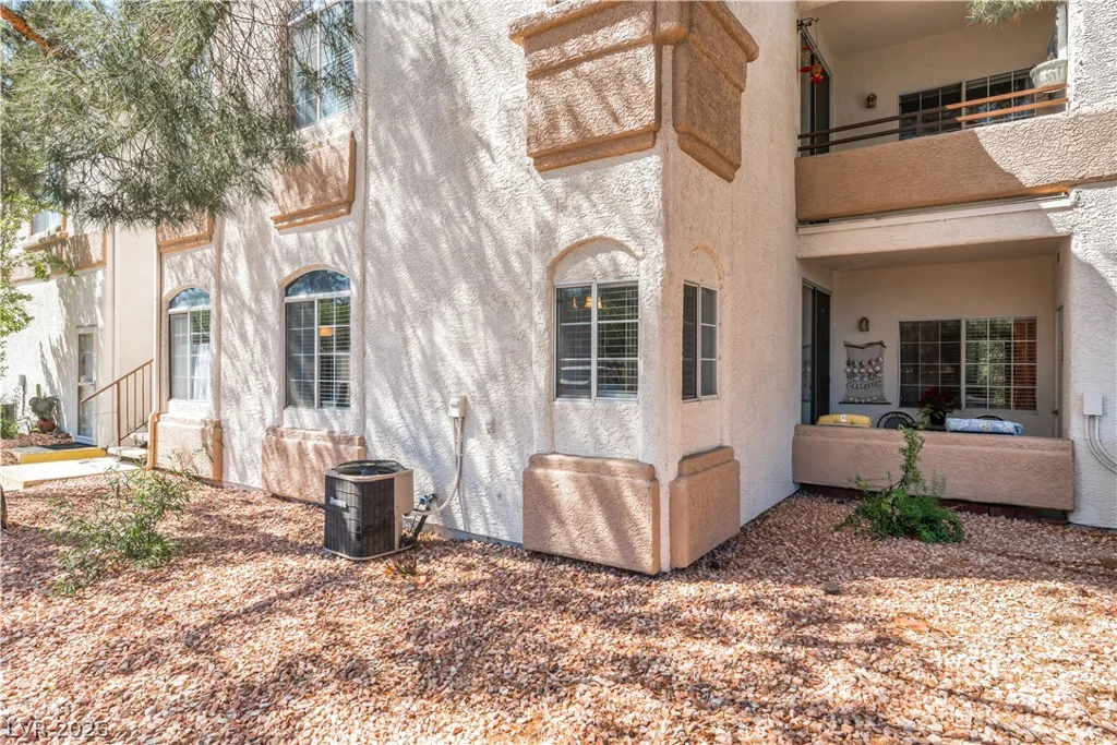 1830 Buffalo, Las Vegas, NV 89128