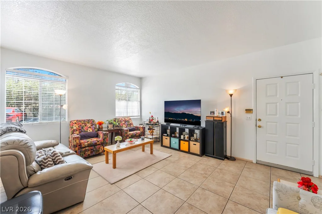 1830 Buffalo, Las Vegas, NV 89128