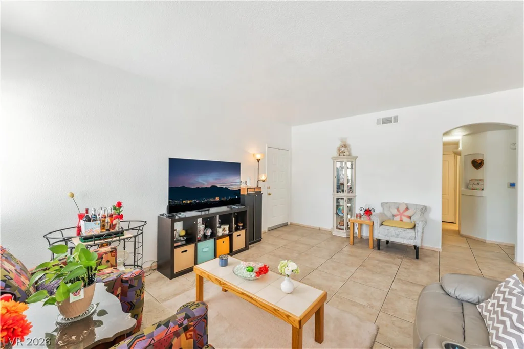 1830 Buffalo, Las Vegas, NV 89128
