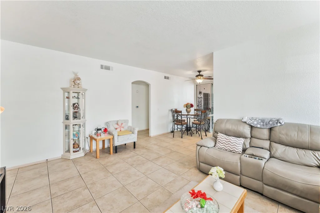 1830 Buffalo, Las Vegas, NV 89128