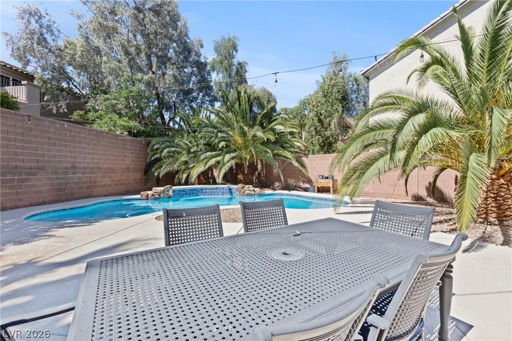 133 Bear Coat, Henderson, NV 89002