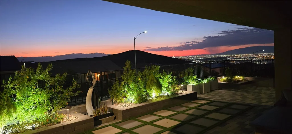 333 Crimson Edge, Henderson, NV 89012