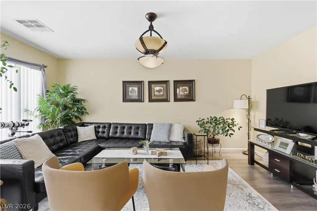 7938 Carmel Heights, Las Vegas, NV 89178