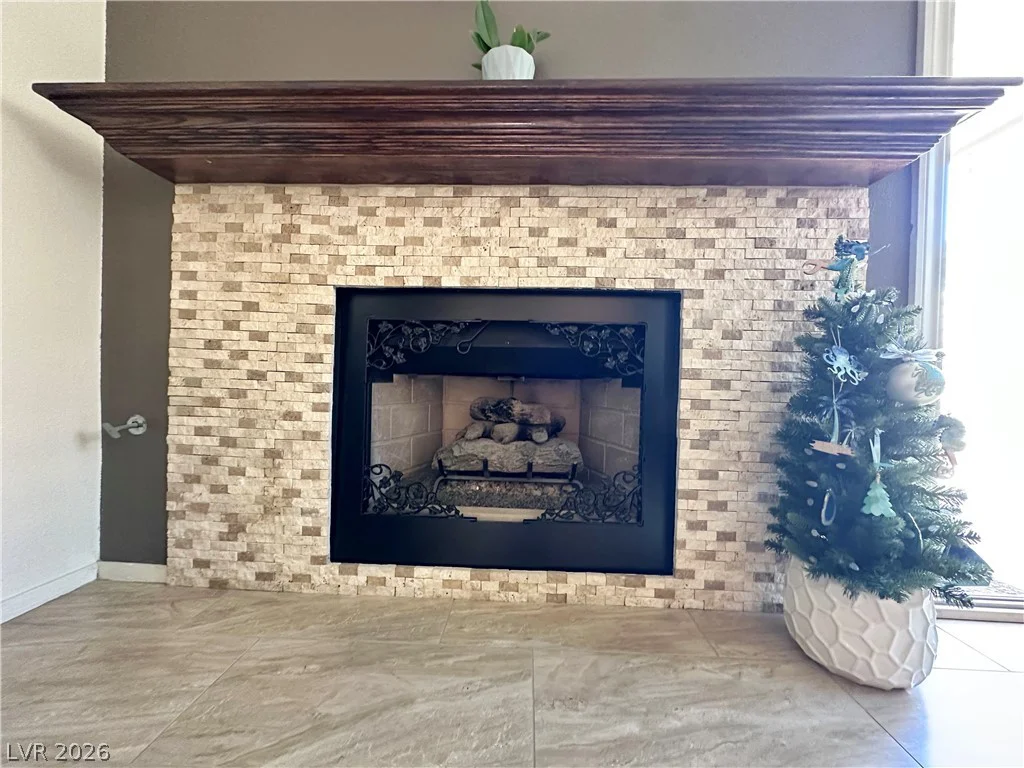 7749 Parnell, Las Vegas, NV 89147
