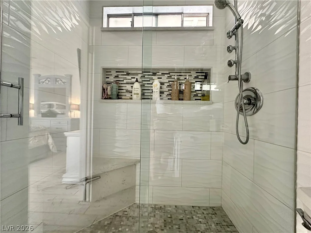7749 Parnell, Las Vegas, NV 89147